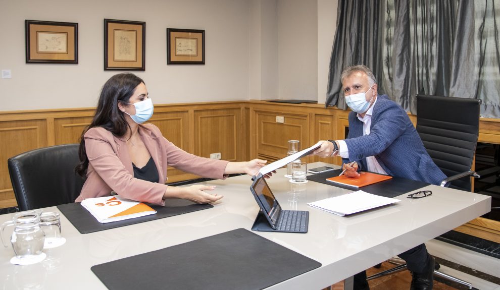 Vidina Espino reunida con Ángel Víctor Torres | Foto: PRESIDENCIA DEL GOBIERNO DE CANARIAS