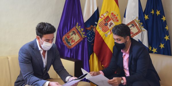 Alfredo Gómez (izq.) y Luis Yeray Gutiérrez el pasado octubre | AYUNTAMIENTO DE LA LAGUNA