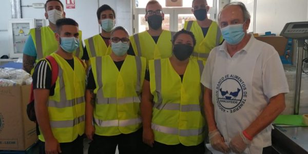 Voluntarios de la organización el pasado viernes | BANCO DE ALIMENTOS DE TENERIFE