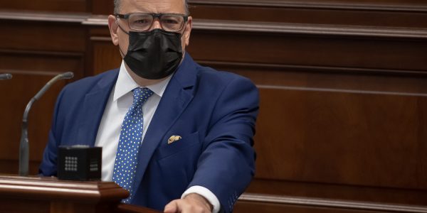 José Miguel Barragán en una intervención parlamentaria | Foto: Parlamento de Canarias