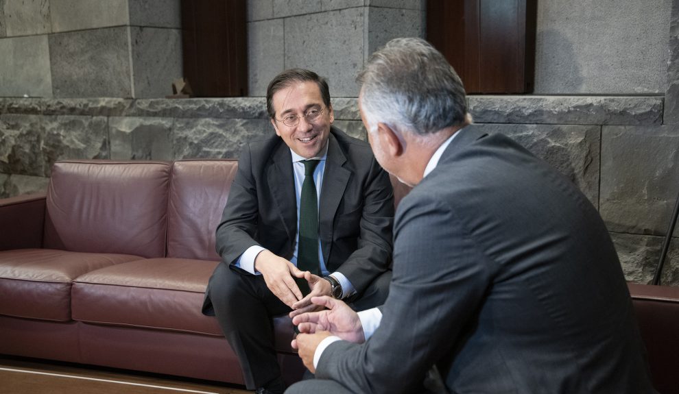 Un momento de la reunión entre Ángel Víctor Torres y José Manuel Albares