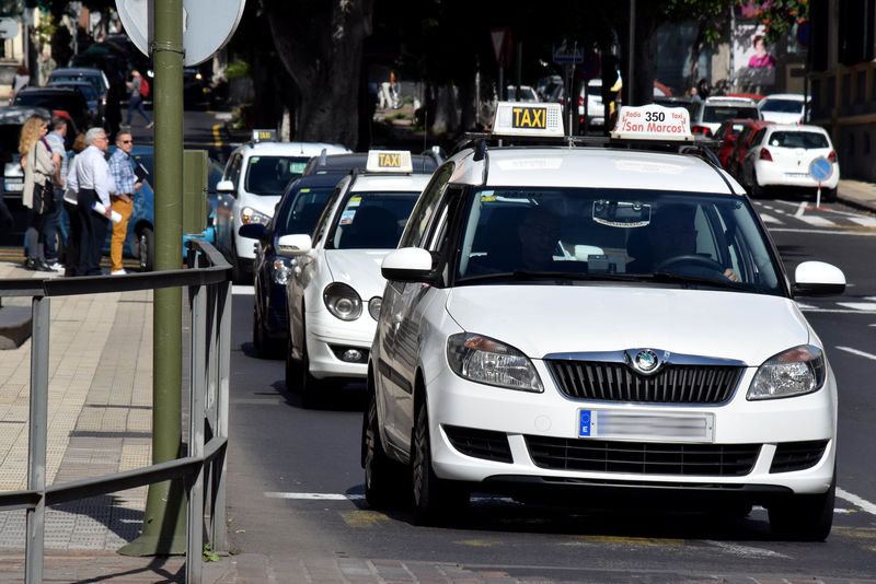 El tiempo de espera en las paradas puede llegar a las dos horas | Foto: Ayuntamiento de Santa Cruz de Tenerife