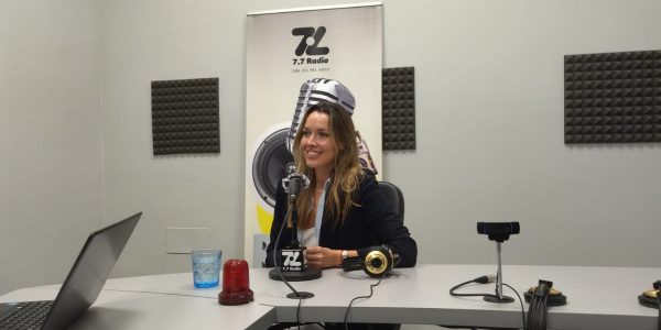 María Fernández en los estudios de El Espejo Canario