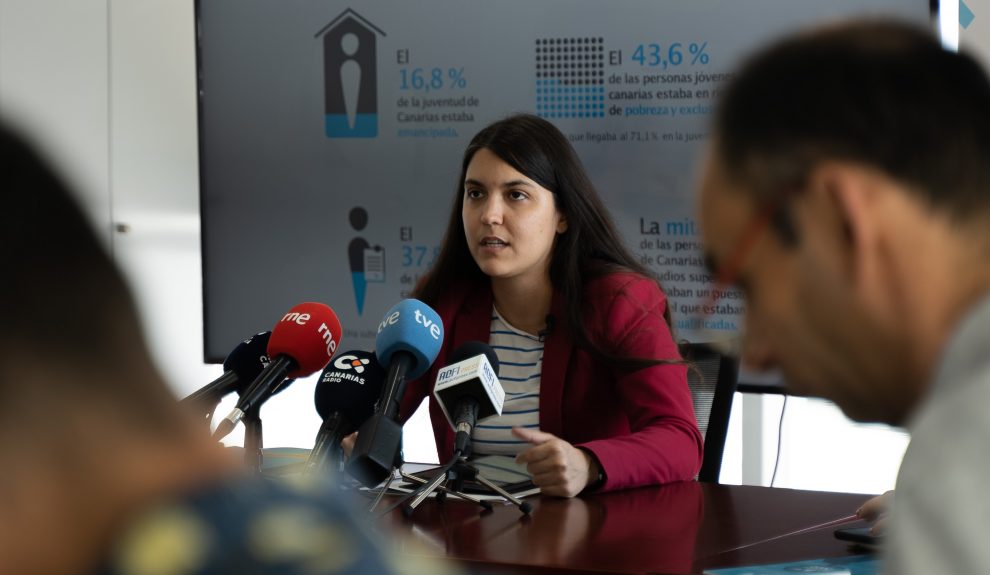 Brenda Rivero durante la presentación del informe | Foto: Consejo de la Juventud de Canarias