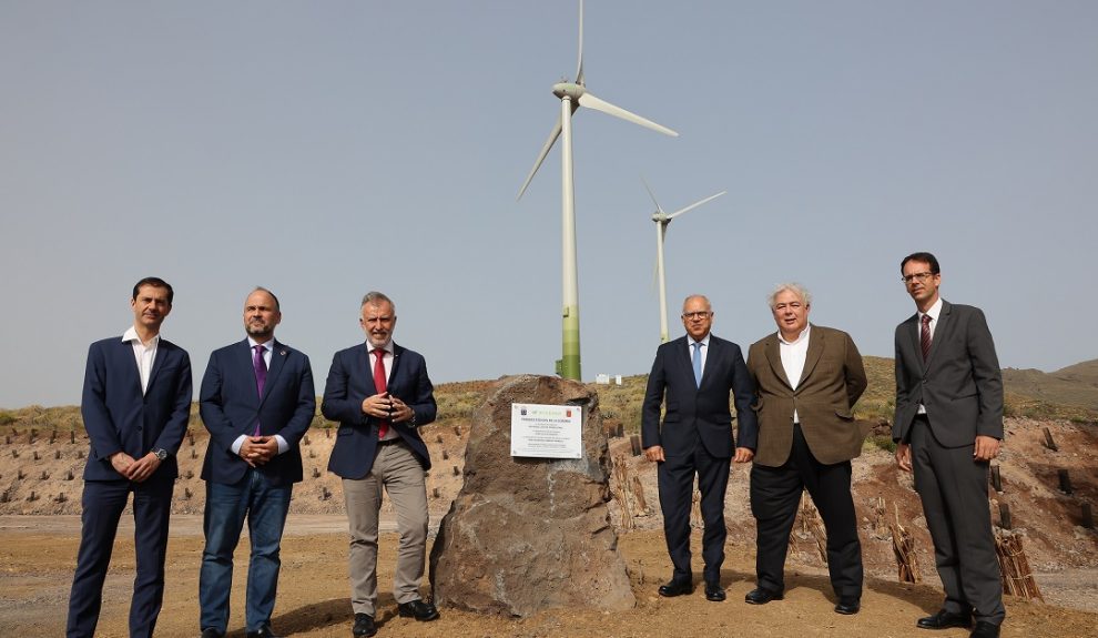 Inauguración de un parque eólico en La Gomera | Foto: Gobierno de Canarias