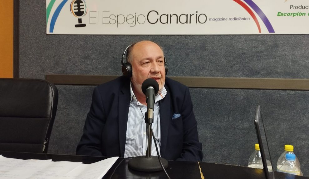 Francisco Fernández de Pedro en los estudios de El Espejo Canario