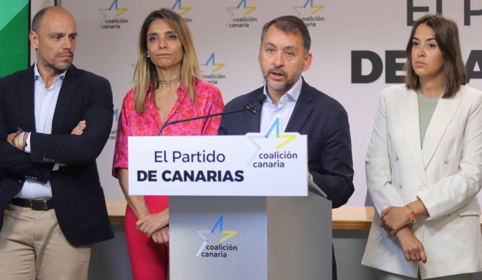 José Manuel Bermúdez (segundo por la derecha) durante una comparecencia de prensa | Foto: CC