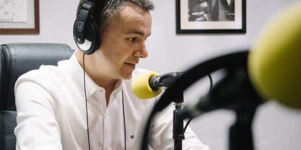 Héctor Gómez en los estudios de El Espejo Canario | Foto: PSOE