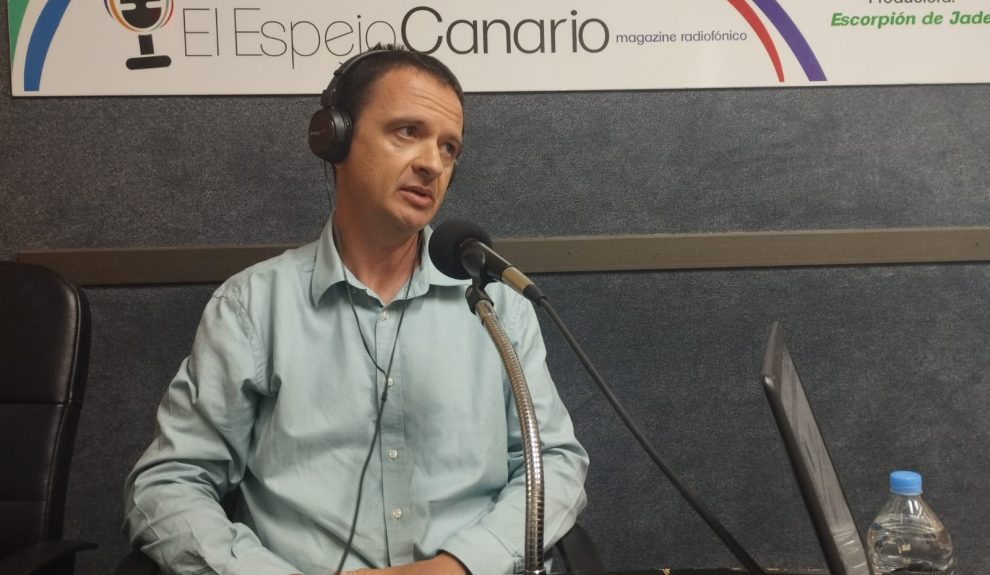 Carlos Medina, decano de Colegio de Ingenieros Industriales de Canarias, en los estudios de El Espejo Canario