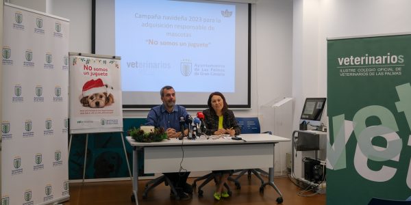 Alejandro Suárez y Carmen Luz Vargas durante la presentación de la campaña | Foto: Ayuntamiento de Las Palmas de Gran Canaria