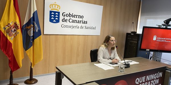 Gemma Torres durante la presentación de la campaña 'Cada gota suma'. | Foto: Gobierno de Canarias