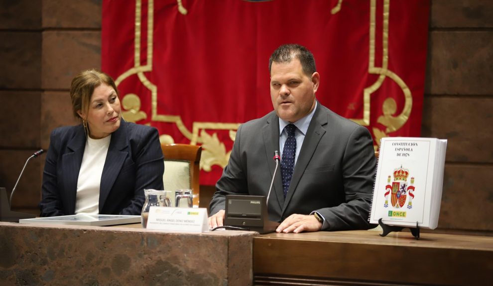 Miguel Ángel Déniz durante su intervención en el Parlamento de Canarias | Foto: Parcan