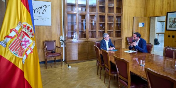 Hugo Morán y Marcos Lorenzo durante la reunión | Foto: Gobierno de Canarias