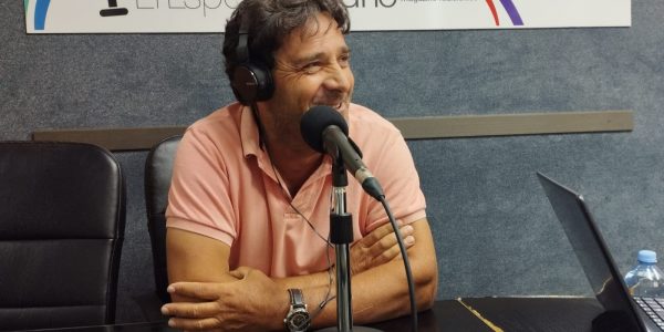 Jesús Díaz en los estudios de El Espejo Canario