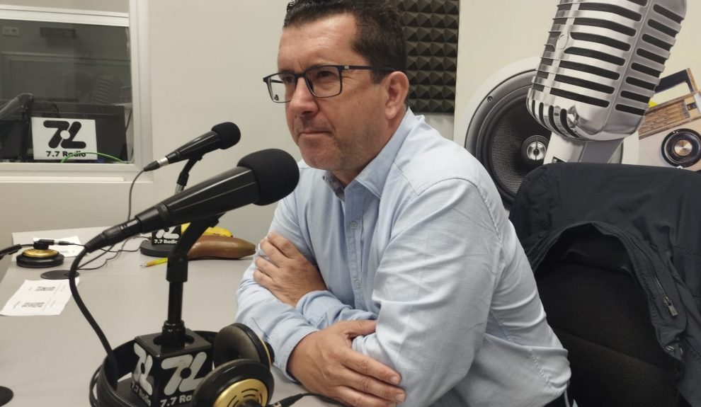 Juan Jesús Facundo en los estudios de El Espejo Canario