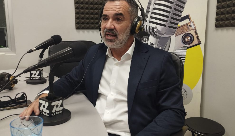 José Juan Socas en los estudios de El Espejo Canario