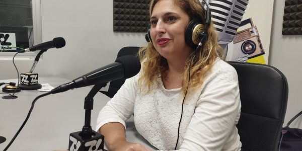 Isabel Mena en los estudios de El Espejo Canario