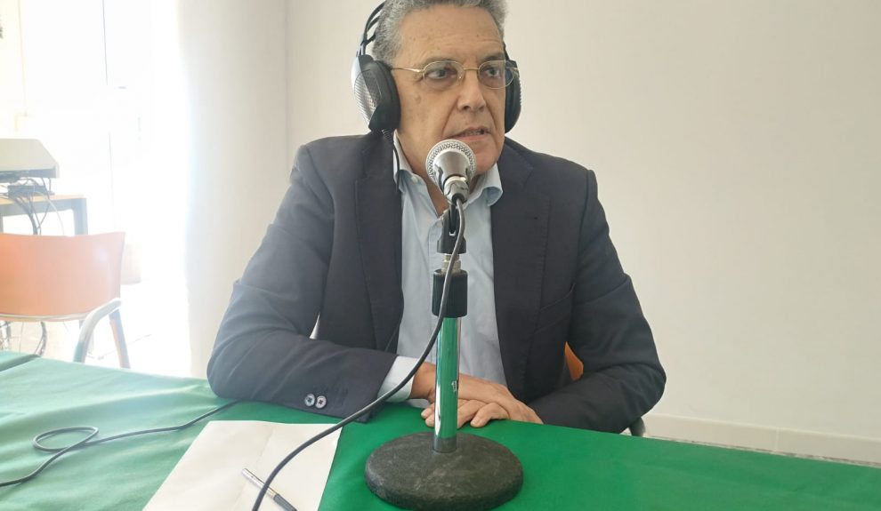 Antonio Núñez en el set de El Espejo Canario en la Universidad Politécnica de Las Palmas