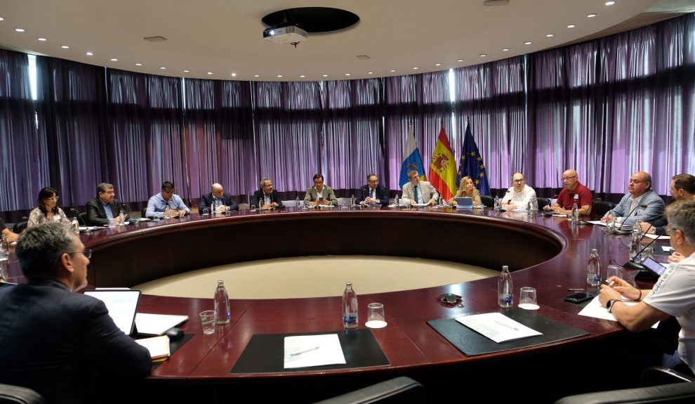 Reunión del Observatorio Industrial de Canarias | Foto: Gobierno de Canarias